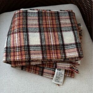 H&M Oversized Orange & White Plaid Scarf - Like new